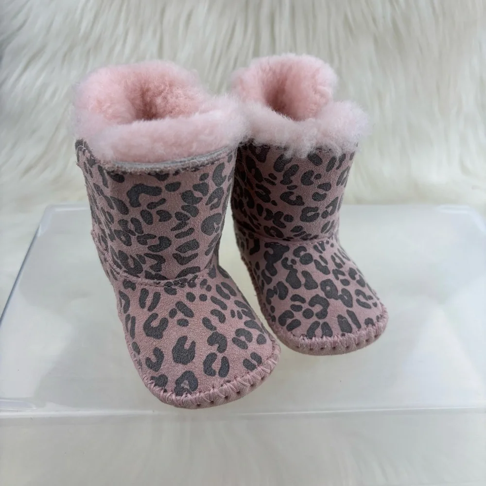 UGG Blush Cheetah Pink print Infant Booties Size 0/1